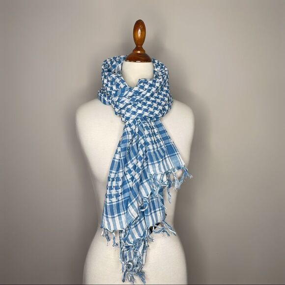 NWT Open Hand Designs Blue & White Check Handloomed Scarf Wrap Fringe Fair Trade - Picture 1 of 11